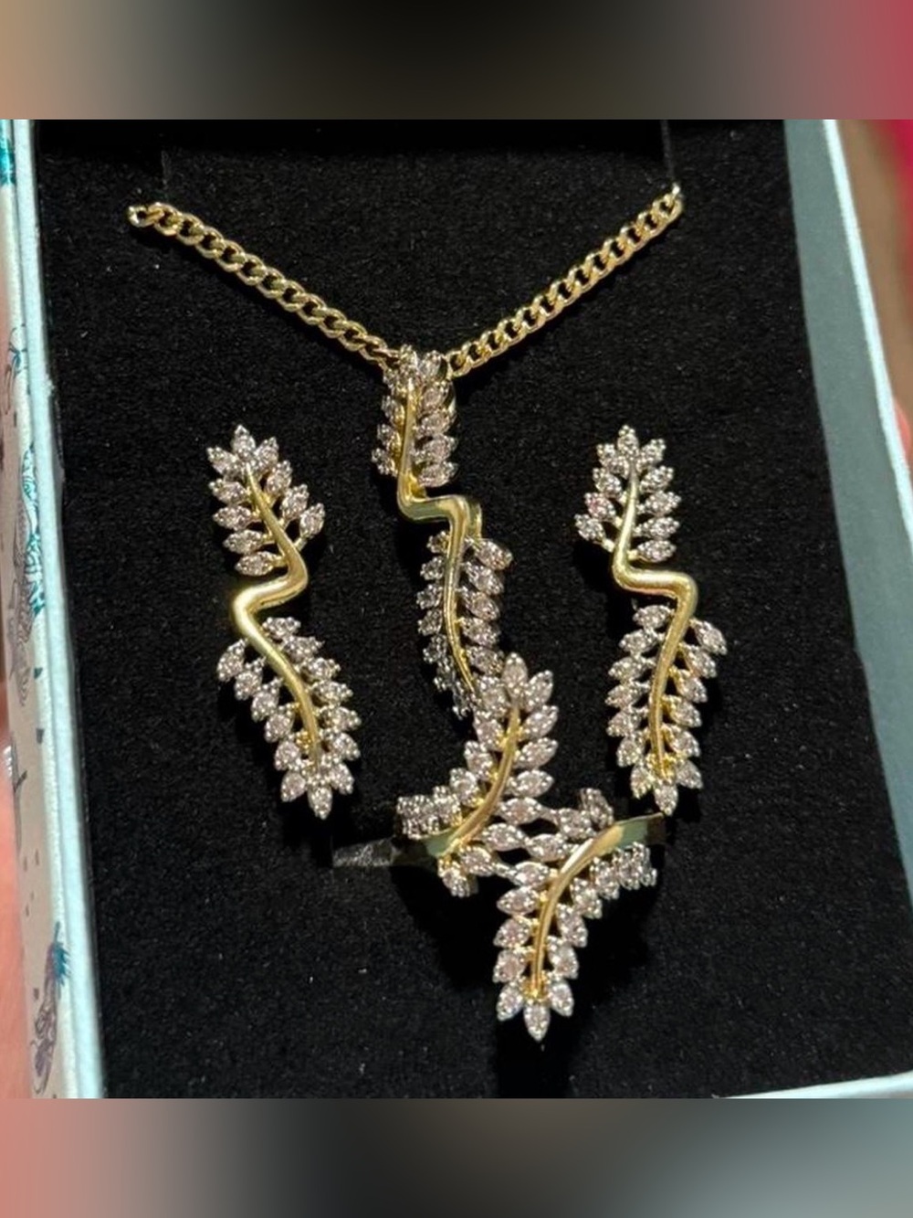 Women’s jewelry set